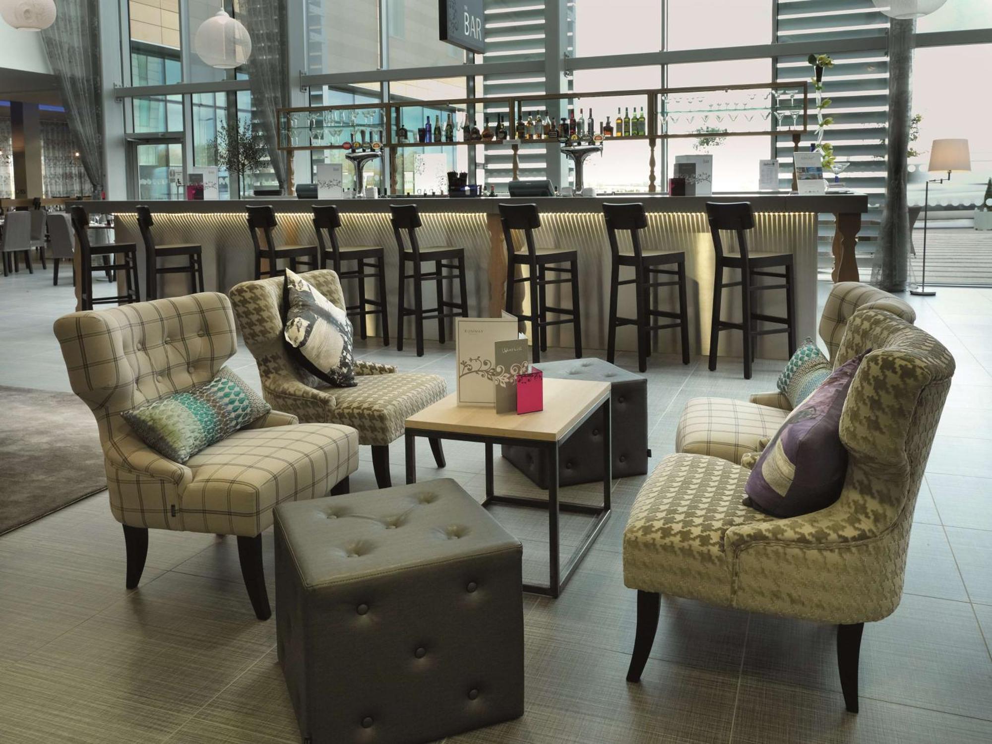Radisson Blu Hotel East Midlands Airport Castle Donington Dış mekan fotoğraf