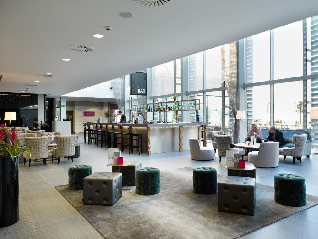 Radisson Blu Hotel East Midlands Airport Castle Donington Dış mekan fotoğraf